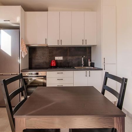 Stunning 2-Bedrooms Apartment In The Heart Of Афіни Екстер'єр фото