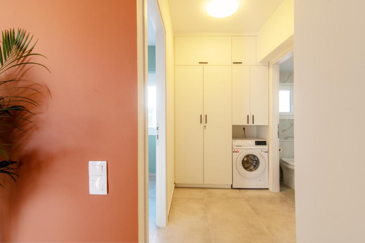 Stunning 2-Bedrooms Apartment In The Heart Of Афіни Екстер'єр фото