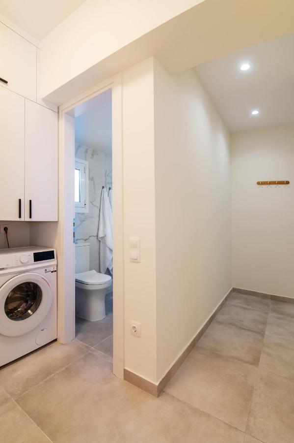 Stunning 2-Bedrooms Apartment In The Heart Of Афіни Екстер'єр фото