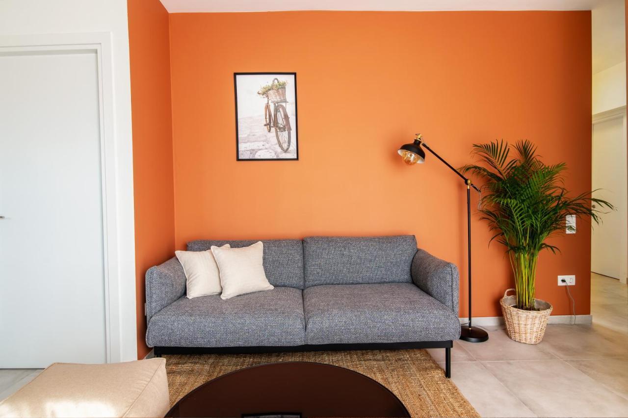 Stunning 2-Bedrooms Apartment In The Heart Of Афіни Екстер'єр фото